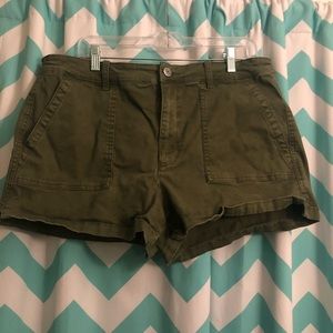 American Eagle High Rise Shortie Green Shorts